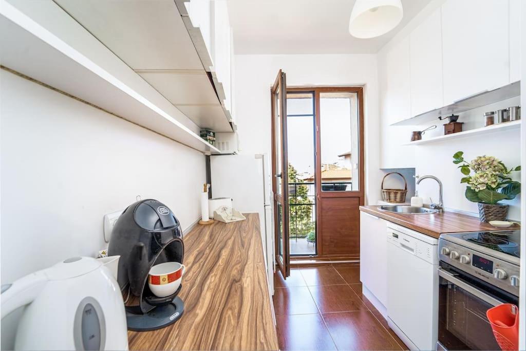 Central Apartment 2Bd Next To Vitosha Bul. Sofia Bagian luar foto